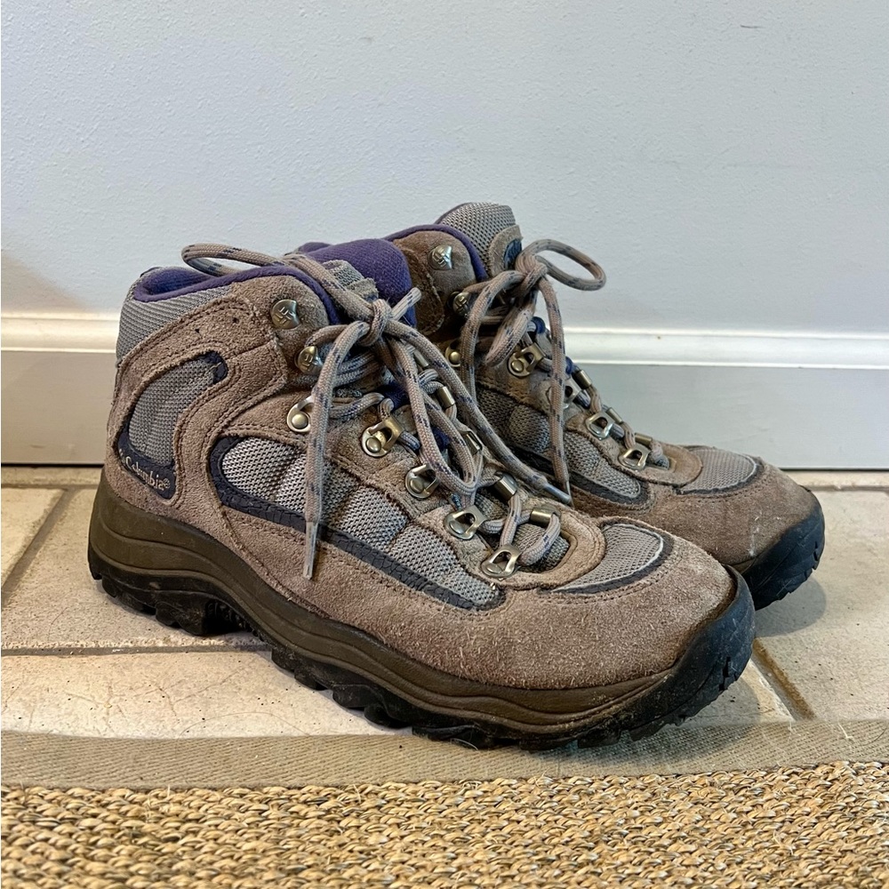 Columbia Women’s Hiking Trail Boots